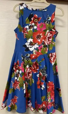 リナシメント花柄ノースリーブひざ丈ワンピース S