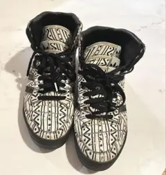 【希少】adidas ジェレミースコット 3タン/G00887のサムネイル