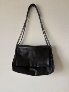 黒　チェーン　ショルダーバッグ　ZARA