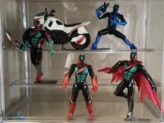 装動 キャラクター玩具