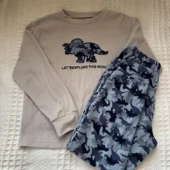GU フリースパジャマセット　恐竜　150