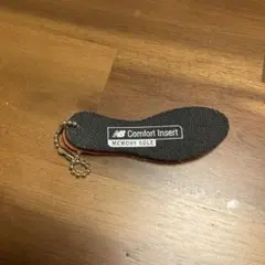 ニューバランス　キーホルダー