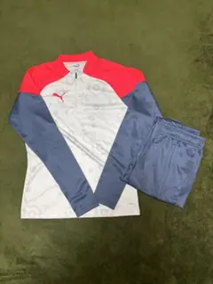 PUMA サッカーウェアトレーニングジャージ　上下セット