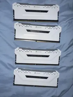 Corsair Vengeance PRO 4*8G 32GB DDR4メモリ