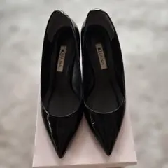 DIANA. 黒パンプス　23センチ