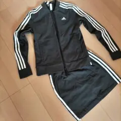 即日発送　adidas ジャケットとスカートのセット J/S ブラック