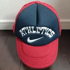 ナイキ　帽子　Nike 48cm ベビー　 キャップ 赤　耳当て付き　2way