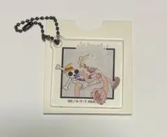 ワンピース DAISO アクリルキーホルダー　ニカ