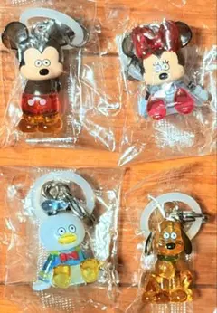 ディズニー　松本セイジ　めじるしアクセサリー　４種セミコンプリートセット　ガチャ