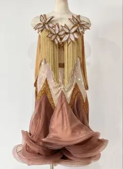 Item thumbnail for item 373cd9e6-e3ba-474c-8828-ee0334e5ad2c