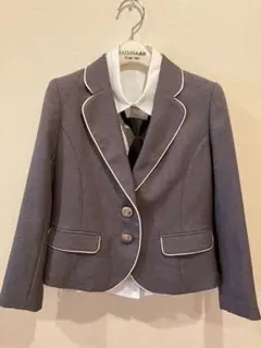 女の子用ジャケット（白ワイシャツ、ネクタイ付き）