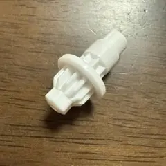 ベイブレードxキックビット白