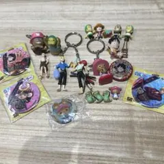 ワンピース グッズ まとめ売り キーホルダー 缶バッジ フィギュア