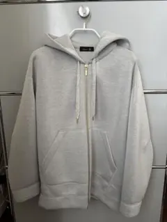 極美品⭐️Drawer ドゥロワー／ジップアップパーカー  ホワイト DRAWER（ドゥロワー） ジップアップパーカー 2 グレー レディース