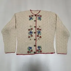 Item thumbnail for item 992ee361-e560-43e6-a49a-0af4a3f981ec