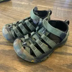 KEEN カモフラージュ サンダル