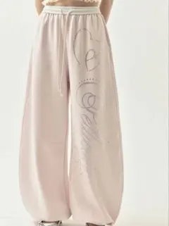 ペリキュール PELLICULE stone-deco sweat pants