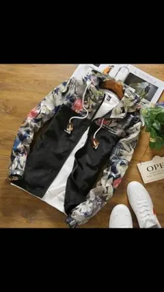 パーカー花柄防風シャカシャカ