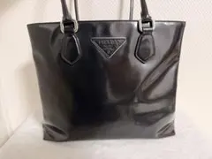 ⭐️最終お値下げしました⭐️PRADA⭐️ 黒 レザー ビジネストートバッグ　三角ロゴ PRADA 三角ロゴ金具ナイロンレザートートバッグ | Hedy