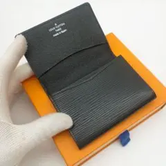 【美品SS】ルイヴィトン　カルトドゥヴィジット　エピ　ノワール　黒　名刺入れ