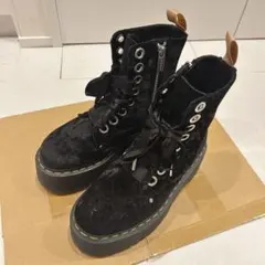 ドクターマーチン ブーツ 8ホール 厚底 レースアップ リボン UK4