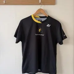 YONEX VOLTAGE Tシャツ ブラック/イエロー