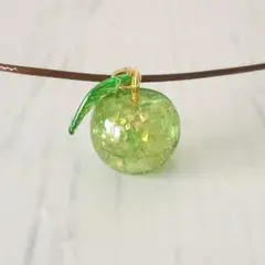 No.2916 青りんご ネックレス(小) ハンドメイド レジン