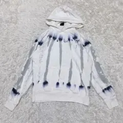 ZARA ホワイト　パーカー　M　ダイタイ柄　古着のサムネイル