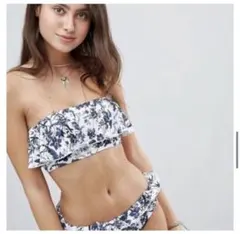 【未使用】Asos ビキニ　水着上下セットのサムネイル