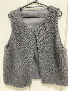 ファーベスト グレー ベスト