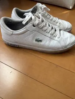 LACOSTE ホワイト レザー スニーカー