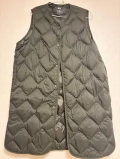 UNIQLO ウルトラライトダウン ベスト L カーキのサムネイル