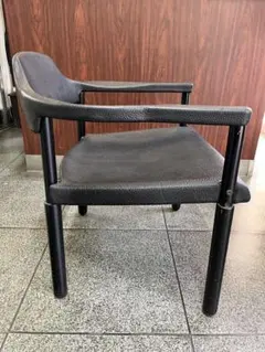 カッシーナ チェア