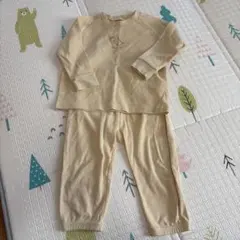 ベビーパジャマ（90cm）恐竜プリントイエロー　西松屋