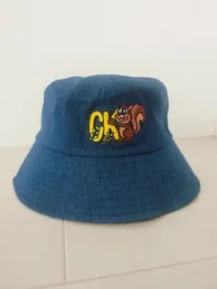 刺繍リス付きバケットハット