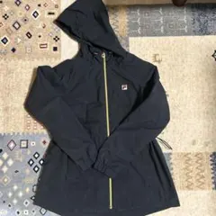 FILA フード付きブラックアウター