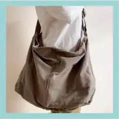 ショルダーバッグ トート メッセンジャー 通学 通勤 普段使い 肩掛け 大容量