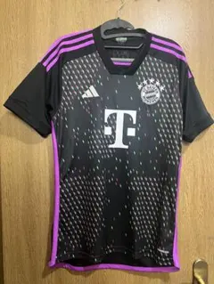 i*n様 FCバイエルン オリーセ 17 半袖ユニフォーム3rdユニus S日本 FCバイエルン オリーセ 17 半袖ユニフォーム3rdユニus S日本Lサイズ