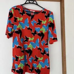 イヴサンローラン蝶柄Tシャツ Mサイズのサムネイル