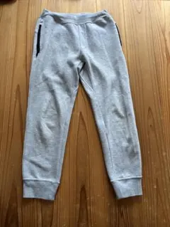 UNIQLOグレー スウェット 長ズボン 130