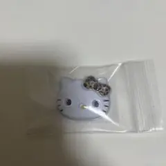 ぷっくりったいシリーズバッジ ハローキティ　Hello Kitty ヒョウ柄