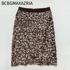 【ビーシビージーマックスアズリア】タイトスカート　派手　スパンコール　美品のサムネイル