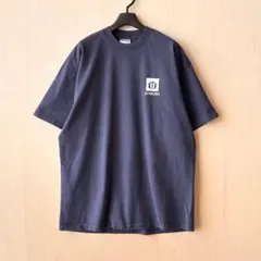 90s古着　ヴィンテージ　ロゴTシャツ　バックプリント　ワンポイント　紺色