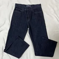 UNIQLO ダークブルー ストレートデニム 24
