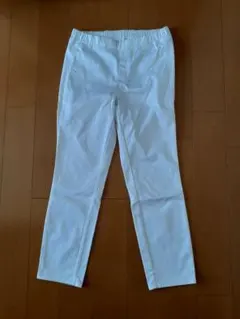 ユニクロ　クロップドレギンスパンツ　S