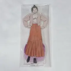 上原由衣 アクリルスタンド 私服