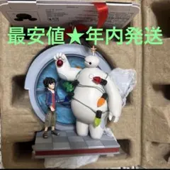ディズニーストア☆ベイマックスオーナメントディズニー 2025 クリスマス