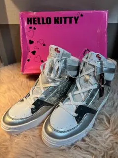 ゴールド スニーカー