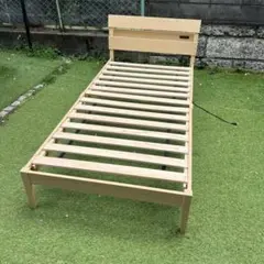 【横浜市磯子区・手渡し】アイリスオーヤマ　すのこベッド 宮付き シングルのサムネイル