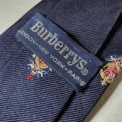 Burberrysバーバリー ヴィンテージ ネクタイ クレスト柄　イングランド製